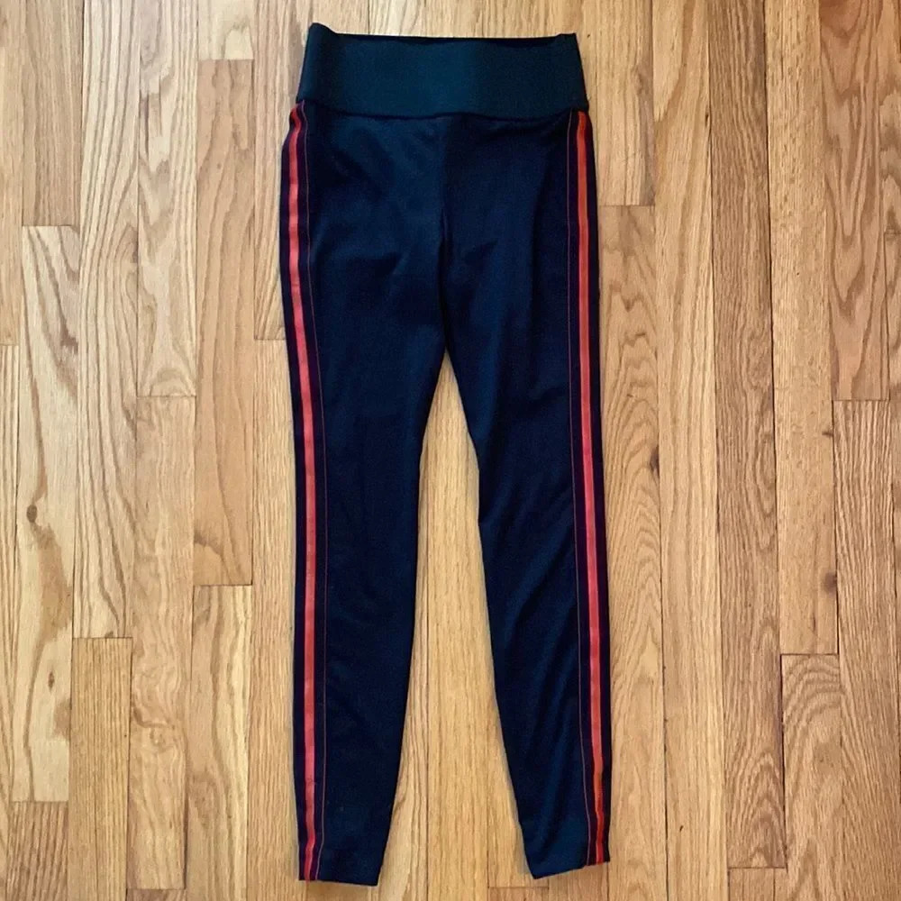 Koral athletic yoga leggings sz S black w/ red stripe great pre owned condition